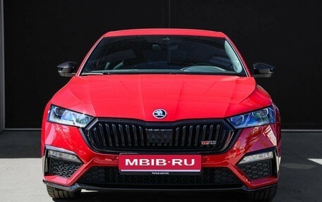 Skoda Octavia RS, 2022 год, 5 300 000 рублей, 2 фотография