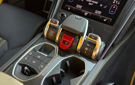 Lamborghini Urus I, 2024 год, 33 500 000 рублей, 7 фотография