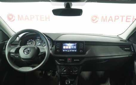 Skoda Rapid II, 2021 год, 1 700 000 рублей, 15 фотография