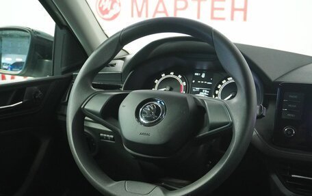 Skoda Rapid II, 2021 год, 1 700 000 рублей, 16 фотография