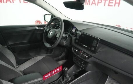 Skoda Rapid II, 2021 год, 1 700 000 рублей, 10 фотография