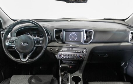 KIA Sportage IV рестайлинг, 2018 год, 2 144 900 рублей, 5 фотография