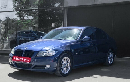 BMW 3 серия, 2011 год, 1 050 000 рублей, 2 фотография