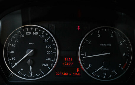 BMW 3 серия, 2011 год, 1 050 000 рублей, 21 фотография