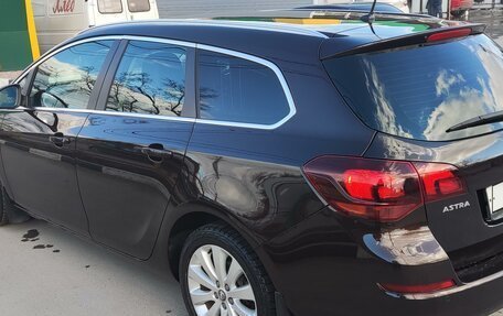 Opel Astra J, 2012 год, 680 000 рублей, 7 фотография