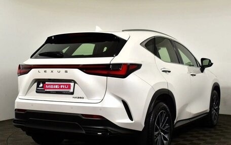 Lexus NX, 2022 год, 5 700 000 рублей, 17 фотография