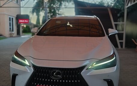 Lexus NX, 2022 год, 5 700 000 рублей, 3 фотография