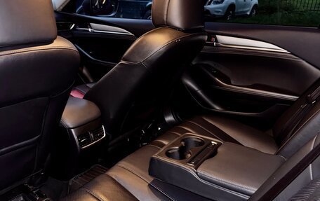 Mazda 6, 2019 год, 2 400 000 рублей, 6 фотография