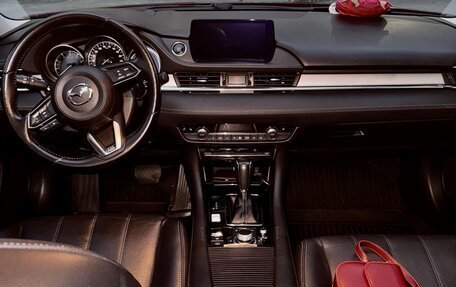 Mazda 6, 2019 год, 2 400 000 рублей, 7 фотография