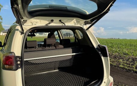 Toyota RAV4, 2017 год, 2 330 000 рублей, 5 фотография