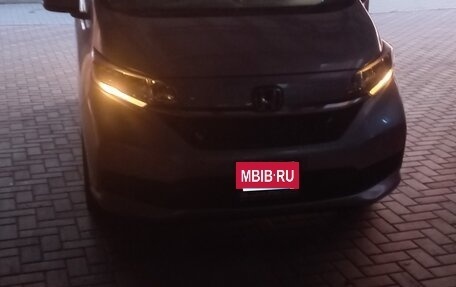 Honda Freed II, 2021 год, 1 930 000 рублей, 6 фотография