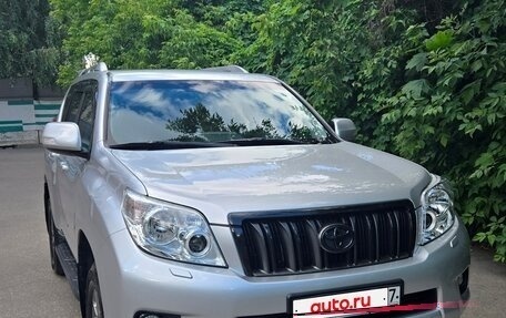 Toyota Land Cruiser Prado 150 рестайлинг 2, 2012 год, 3 222 000 рублей, 3 фотография
