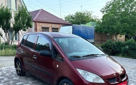 Mitsubishi Colt VI рестайлинг, 2006 год, 400 000 рублей, 3 фотография