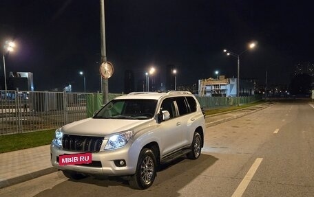 Toyota Land Cruiser Prado 150 рестайлинг 2, 2012 год, 3 222 000 рублей, 4 фотография