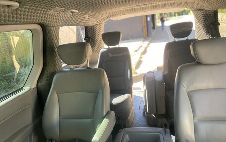 Hyundai Grand Starex Grand Starex I рестайлинг 2, 2013 год, 1 350 000 рублей, 16 фотография