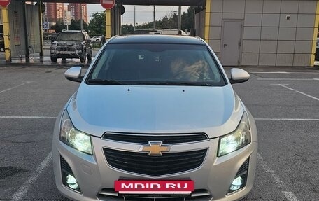 Chevrolet Cruze II, 2013 год, 680 000 рублей, 2 фотография