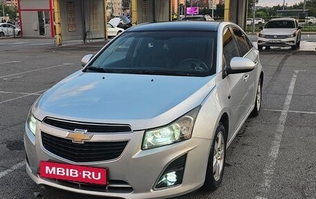 Chevrolet Cruze II, 2013 год, 680 000 рублей, 3 фотография