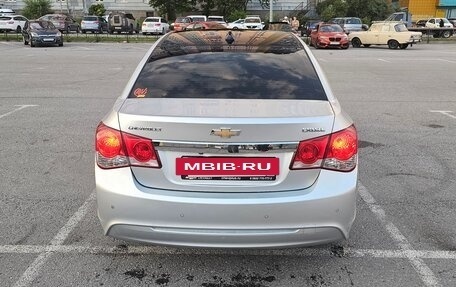 Chevrolet Cruze II, 2013 год, 680 000 рублей, 9 фотография
