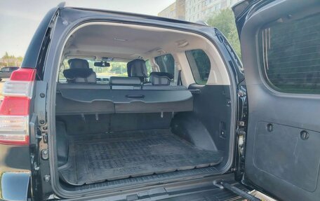 Toyota Land Cruiser Prado 150 рестайлинг 2, 2015 год, 4 950 000 рублей, 7 фотография