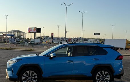 Toyota RAV4, 2020 год, 3 299 000 рублей, 6 фотография