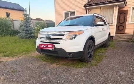 Ford Explorer VI, 2014 год, 2 300 000 рублей, 2 фотография