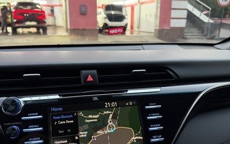 Toyota Camry, 2020 год, 3 000 000 рублей, 6 фотография