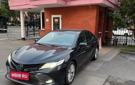 Toyota Camry, 2020 год, 3 000 000 рублей, 4 фотография
