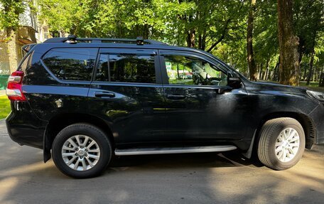 Toyota Land Cruiser Prado 150 рестайлинг 2, 2014 год, 3 950 000 рублей, 4 фотография