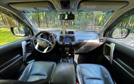 Toyota Land Cruiser Prado 150 рестайлинг 2, 2014 год, 3 950 000 рублей, 18 фотография
