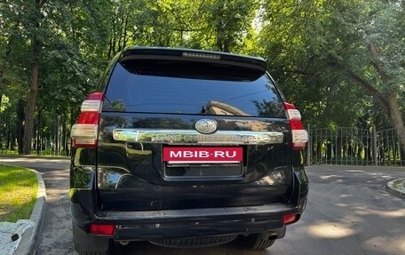 Toyota Land Cruiser Prado 150 рестайлинг 2, 2014 год, 3 950 000 рублей, 6 фотография
