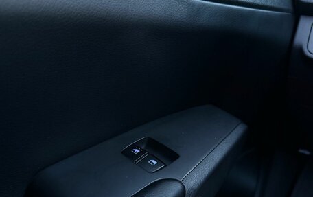 Hyundai Solaris II рестайлинг, 2017 год, 1 100 000 рублей, 24 фотография