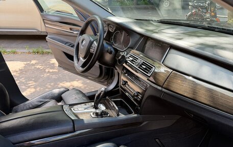 BMW 7 серия, 2012 год, 1 450 000 рублей, 12 фотография