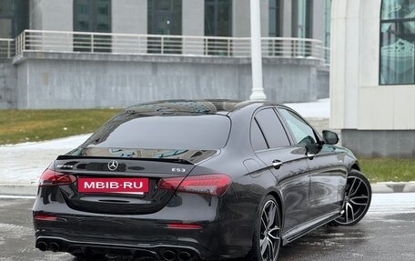 Mercedes-Benz E-Класс, 2021 год, 4 980 000 рублей, 5 фотография
