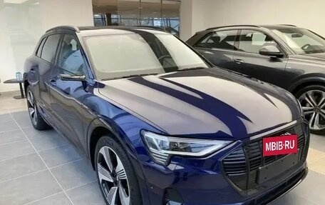 Audi e-tron I, 2020 год, 4 000 000 рублей, 11 фотография