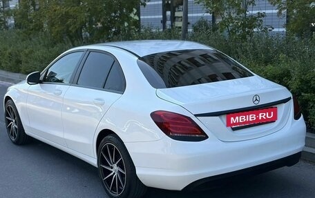Mercedes-Benz C-Класс, 2017 год, 1 750 000 рублей, 6 фотография