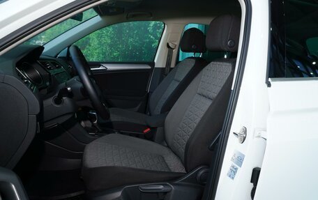 Volkswagen Tiguan II, 2021 год, 3 399 000 рублей, 14 фотография