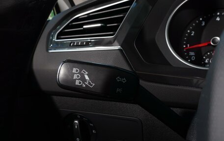 Volkswagen Tiguan II, 2021 год, 3 399 000 рублей, 20 фотография
