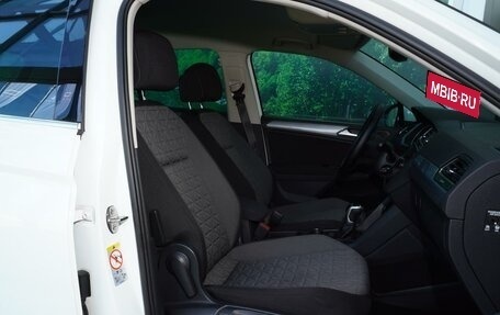 Volkswagen Tiguan II, 2021 год, 3 399 000 рублей, 12 фотография