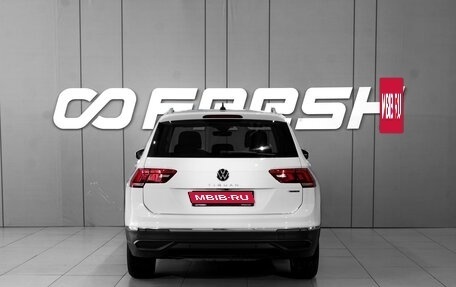 Volkswagen Tiguan II, 2021 год, 3 399 000 рублей, 4 фотография