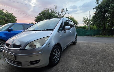 Mitsubishi Colt VI рестайлинг, 2003 год, 300 000 рублей, 15 фотография