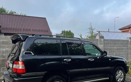 Toyota Land Cruiser 100 рестайлинг 2, 2005 год, 1 950 000 рублей, 6 фотография