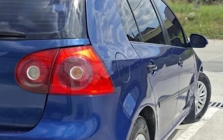 Volkswagen Golf V, 2004 год, 400 000 рублей, 3 фотография