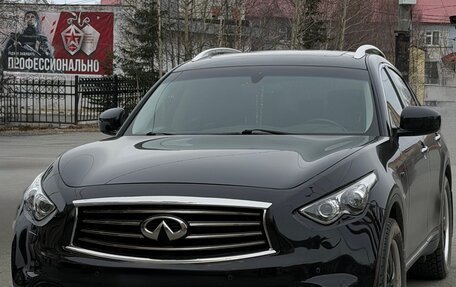 Infiniti FX II, 2012 год, 2 450 000 рублей, 25 фотография
