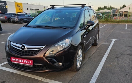 Opel Zafira C рестайлинг, 2014 год, 1 150 000 рублей, 1 фотография