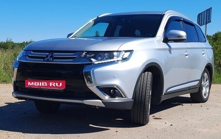 Mitsubishi Outlander III рестайлинг 3, 2018 год, 2 150 000 рублей, 1 фотография