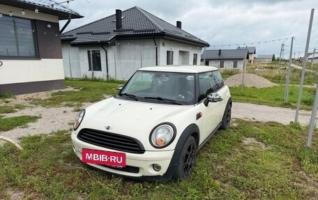 MINI Hatch, 2009 год, 700 000 рублей, 2 фотография