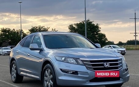 Honda Crosstour I рестайлинг, 2011 год, 1 350 000 рублей, 2 фотография