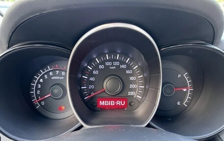 KIA Rio III рестайлинг, 2013 год, 900 000 рублей, 4 фотография