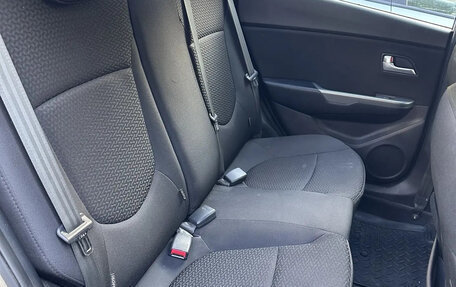 KIA Rio III рестайлинг, 2013 год, 900 000 рублей, 6 фотография