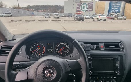 Volkswagen Jetta VI, 2013 год, 940 000 рублей, 19 фотография